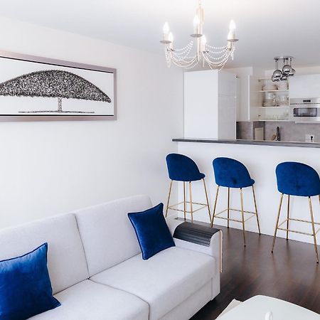 Appartement Luxueux, Neuf & Equipe A Versailles, Saint-Cyr-lʼÉcole Extérieur photo