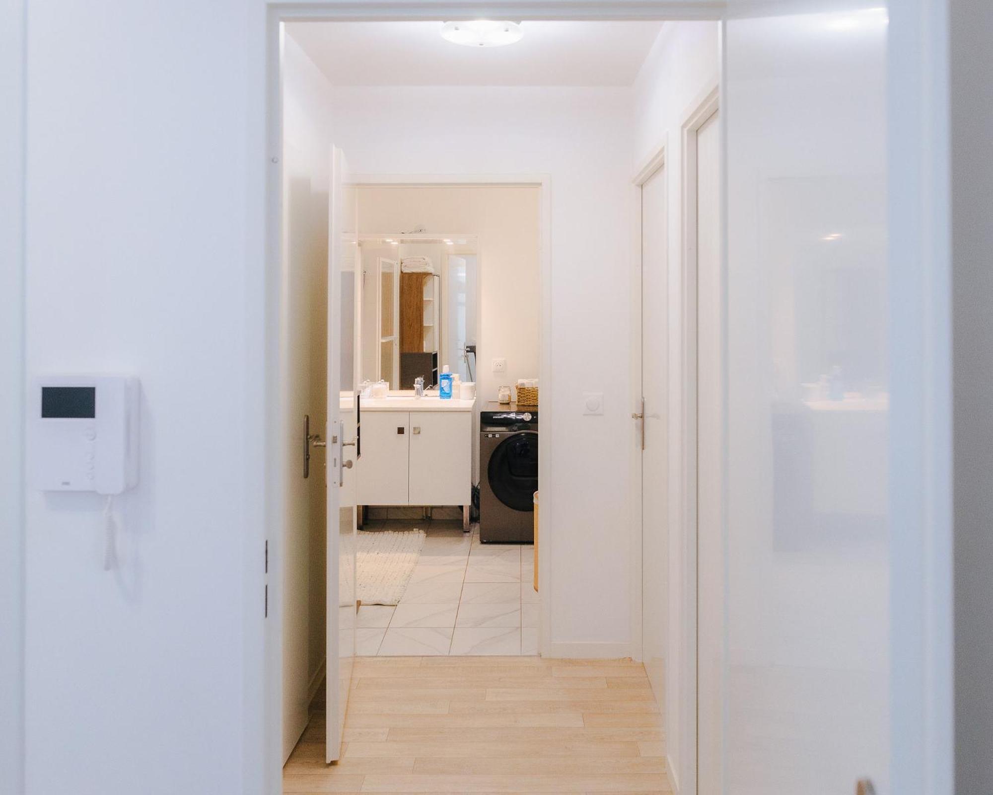 Appartement Luxueux, Neuf & Equipe A Versailles, Saint-Cyr-lʼÉcole Extérieur photo