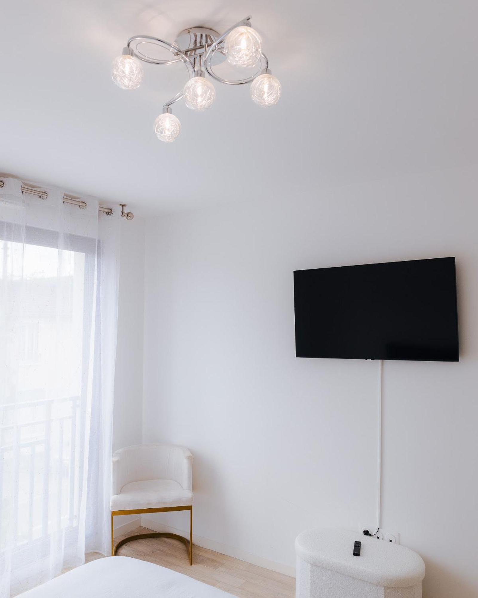 Appartement Luxueux, Neuf & Equipe A Versailles, Saint-Cyr-lʼÉcole Extérieur photo