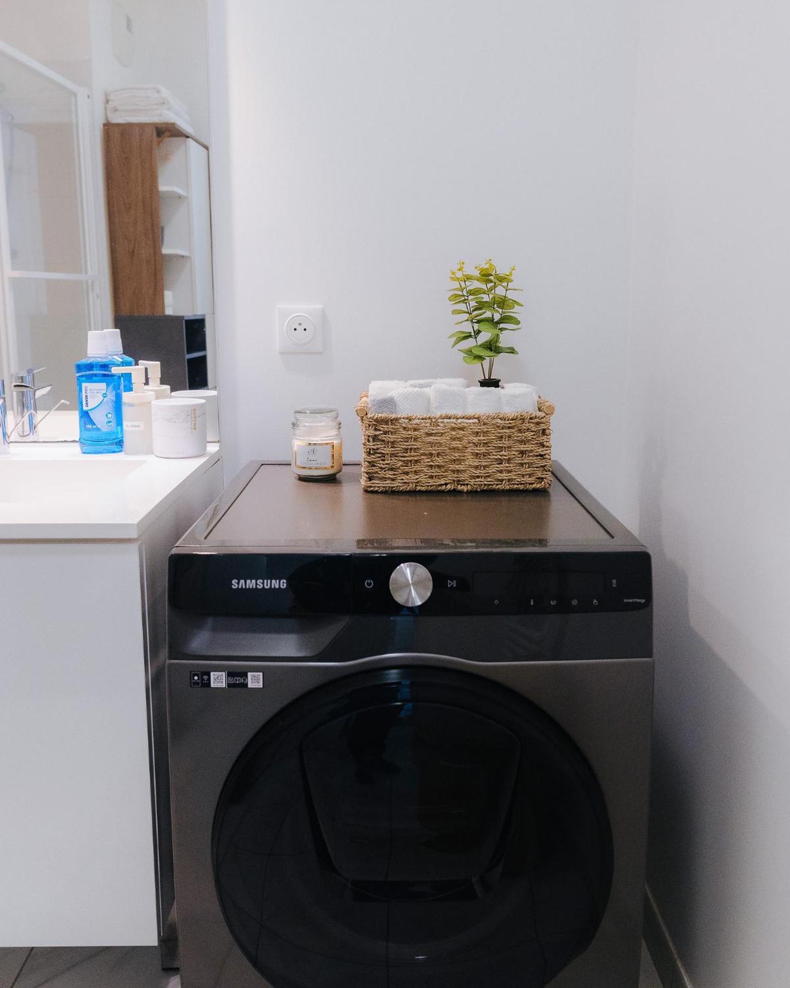 Appartement Luxueux, Neuf & Equipe A Versailles, Saint-Cyr-lʼÉcole Extérieur photo