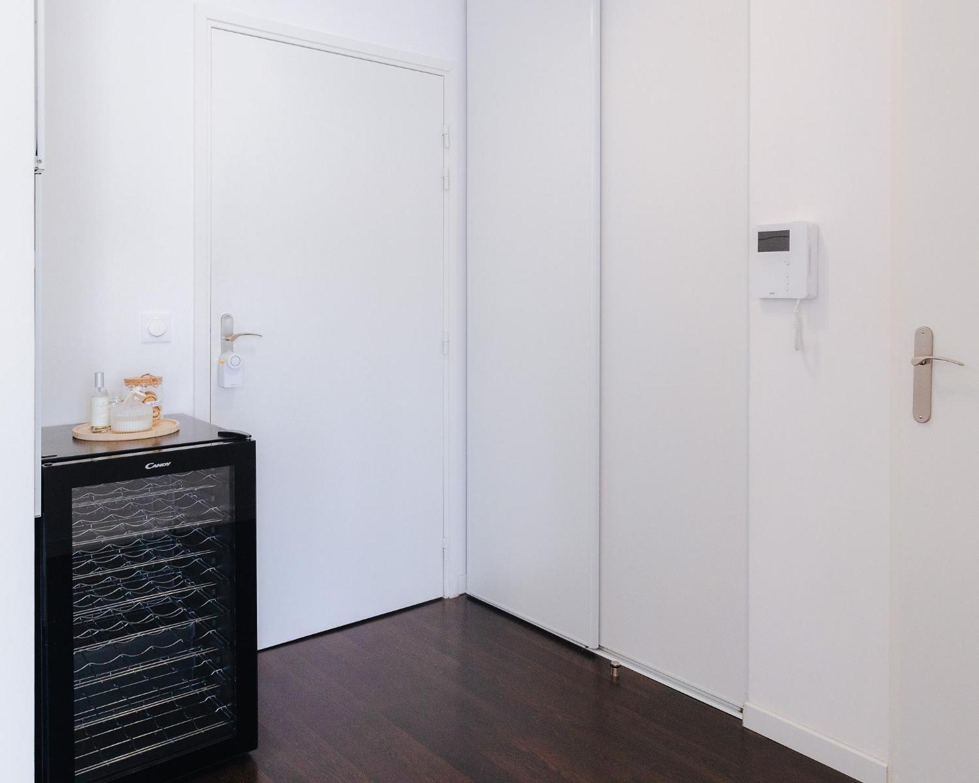 Appartement Luxueux, Neuf & Equipe A Versailles, Saint-Cyr-lʼÉcole Extérieur photo