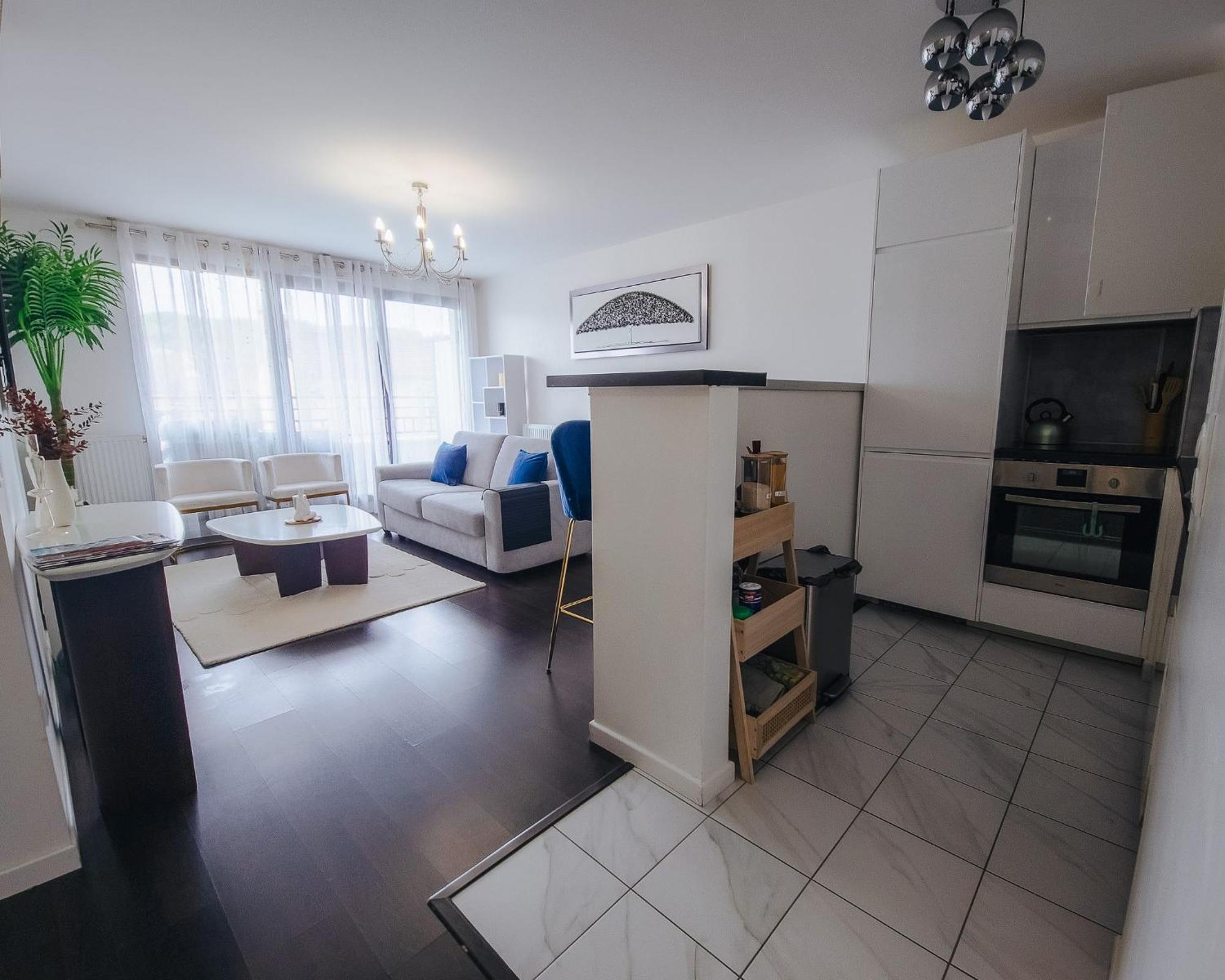 Appartement Luxueux, Neuf & Equipe A Versailles, Saint-Cyr-lʼÉcole Extérieur photo